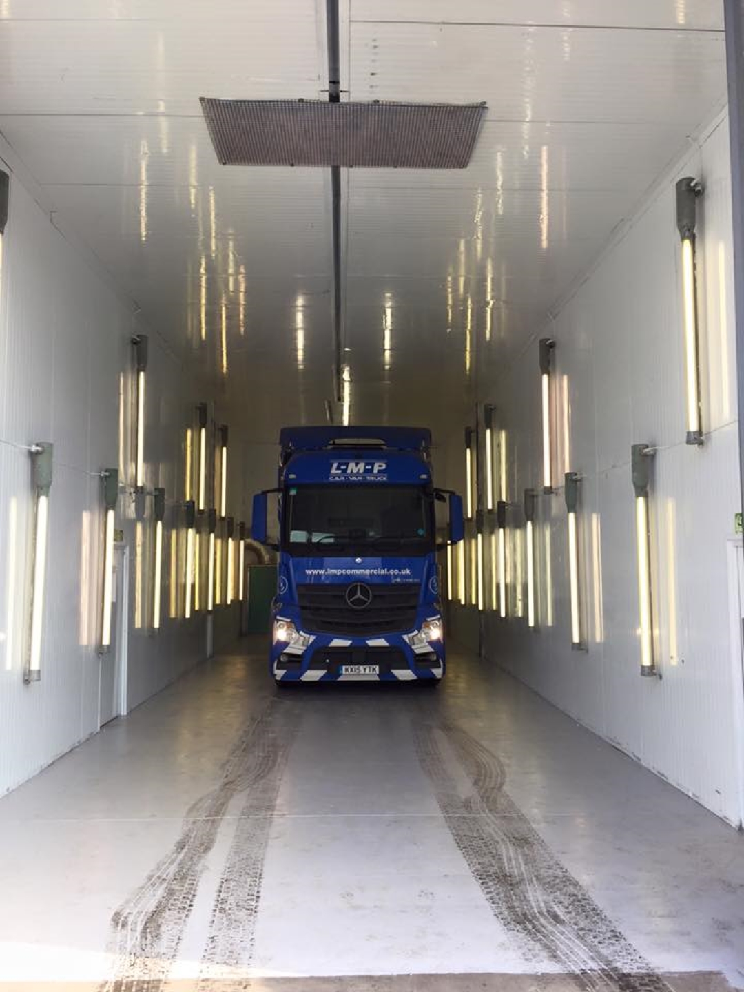 Vehicle Repair Centre in Irlam